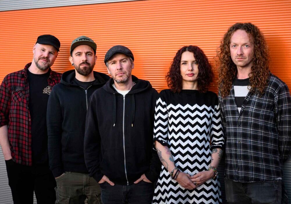 The-Burning-Flags_4-3 The-Burning-Flags_4-3